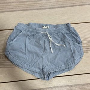 Billabong Shorts with Pocket - MEDIUM